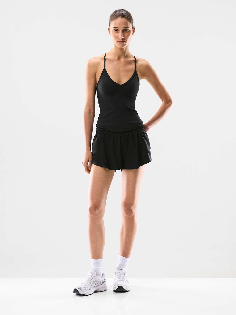 Aritzia Golden Line Black Slim V-Neck Tank Top